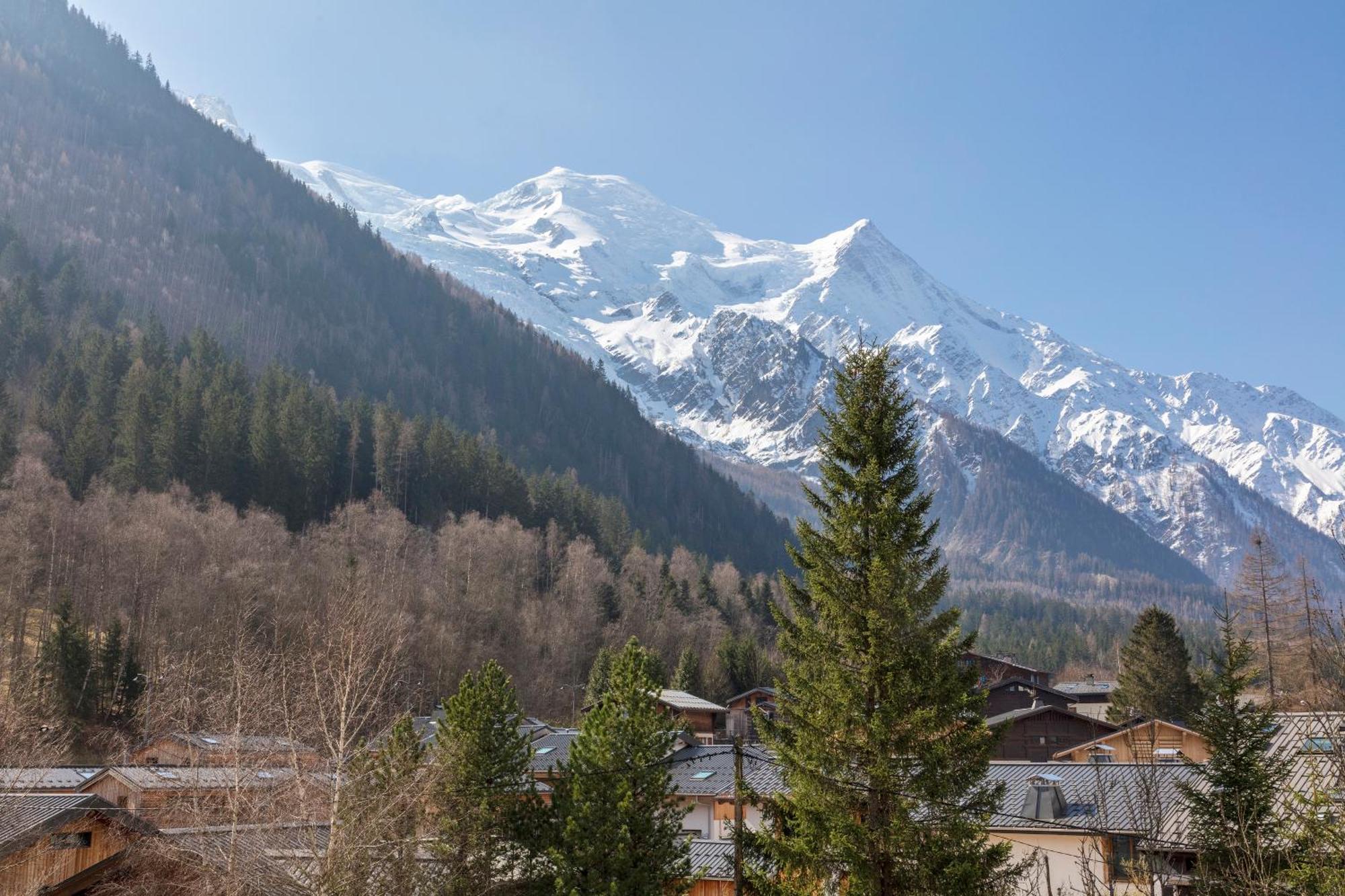 Hotel Les Aiglons Chamonix Bagian luar foto