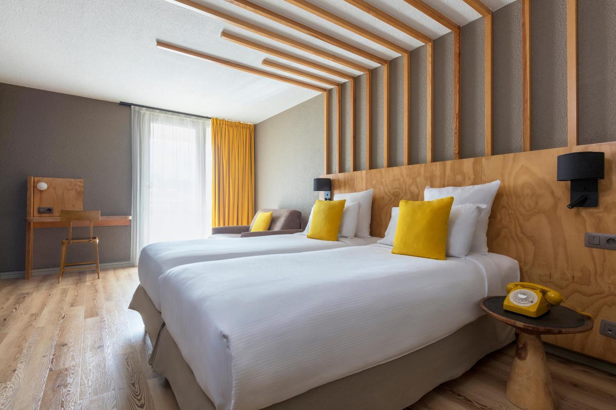 Hotel Les Aiglons Chamonix Bagian luar foto